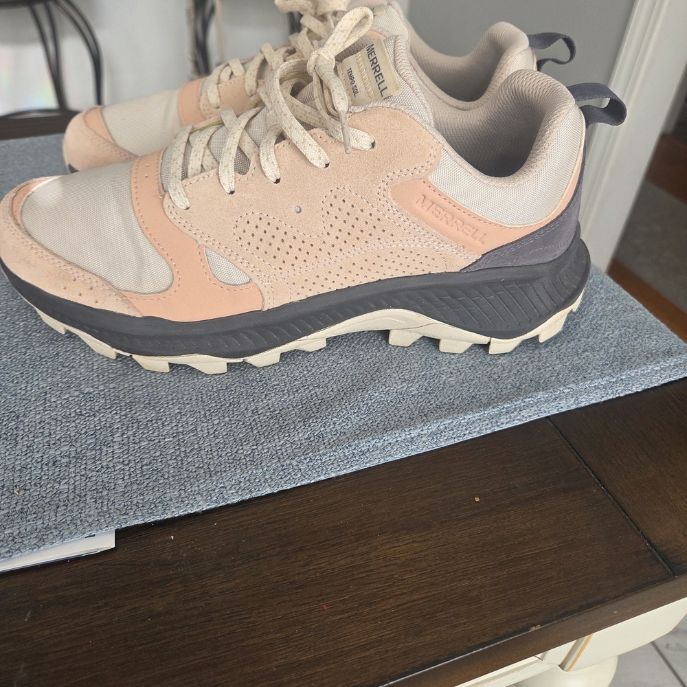 Merrell Women's Tan and Cream Sneakers